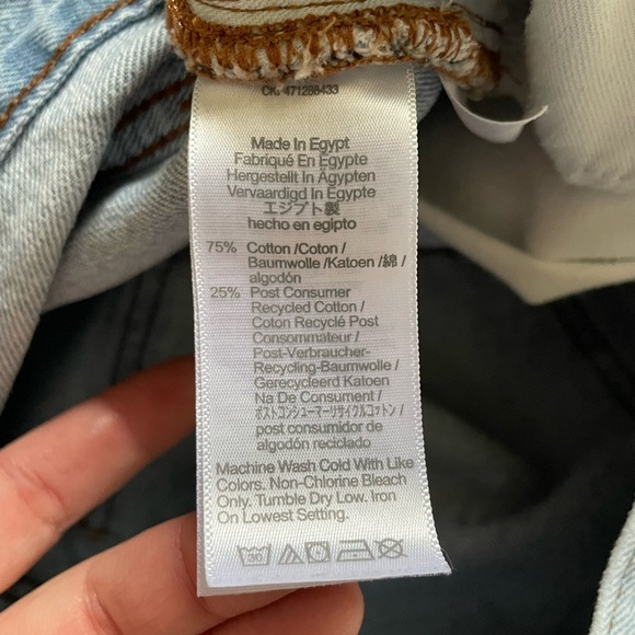 Madewell The Momjean Light Wash Distressed Denim Cutoff Shorts 30 - Picture 10 of 11